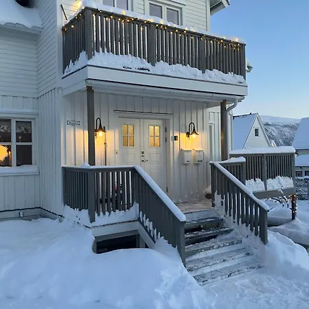 Cozy Northern Light דירה טרומסה